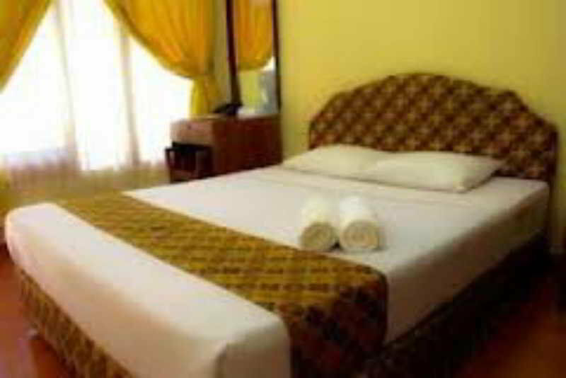 Istana Batik Ratna Hotel Yogyakarta Exterior photo